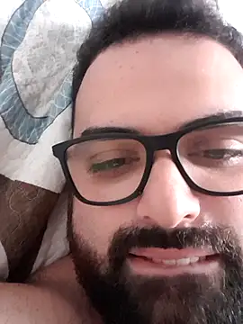 julianlondo111 online show from February 2026 11:04:01 PM