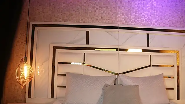 nix wolf online show from April 2026 11:33:01 AM