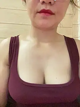 Snapshot of Diana-sexyy chatting on June 2026 02:44:02 PM Diana-sexyy online show from June 2026 02:44:02 PM