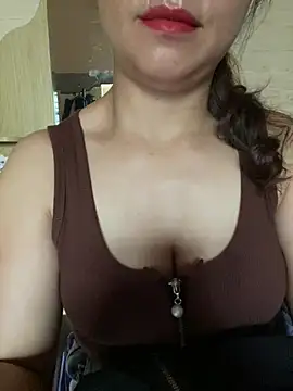 Diana-sexyy online show from April 2026 03:55:01 AM