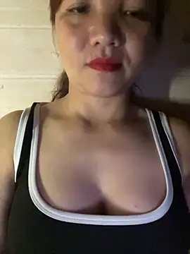 Diana-sexyy online show from February 2026 01:01:01 PM