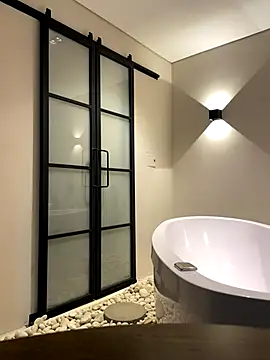 lusstyles 1 online show from November 2025 11:21:02 AM