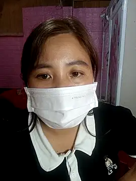 Little-Red123 online show from November 2025 03:10:01 AM