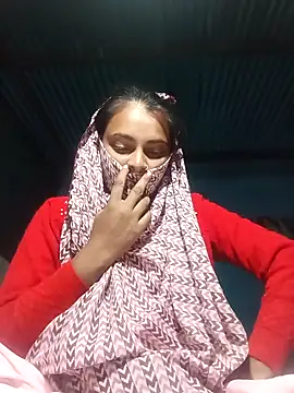 Snapshot of Sweety-rani chatting on November 2025 04:00:01 PM Sweety-rani online show from November 2025 04:00:01 PM