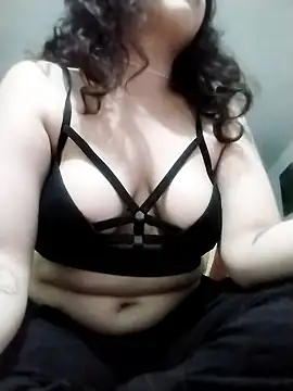 chibi love online show from January 2026 03:24:02 AM