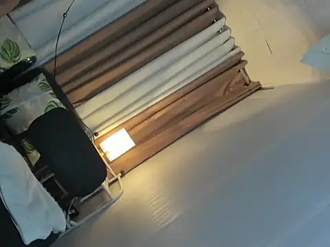 Xxjasmine foxxX online show from December 2025 06:07:01 PM