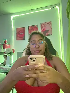 morena-2025 online show from May 2026 02:19:01 AM
