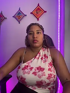 Snapshot of morena-2025 chatting on July 2026 07:47:02 PM morena-2025 online show from July 2026 07:47:02 PM