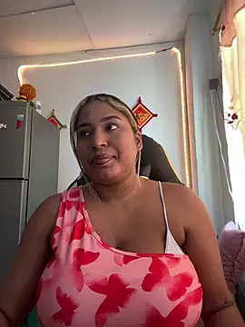 Snapshot of morena-2025 chatting on July 2026 03:02:02 PM morena-2025 online show from July 2026 03:02:02 PM