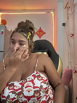 Snapshot of morena-2025 chatting on July 2026 03:07:02 AM morena-2025 online show from July 2026 03:07:02 AM