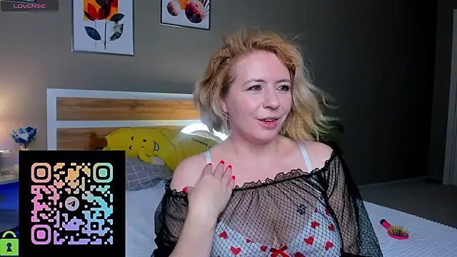 miss lisaaa online show from December 2025 02:29:02 AM