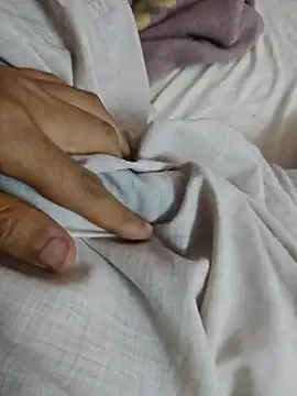 Atefnabil1 online show from April 2026 11:46:02 AM