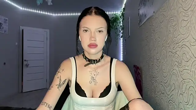 JuliaElse online show from December 2025 04:53:01 PM