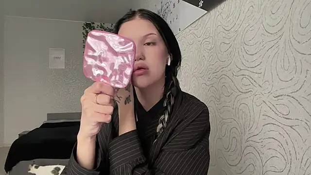 JuliaElse online show from November 2025 10:07:01 AM