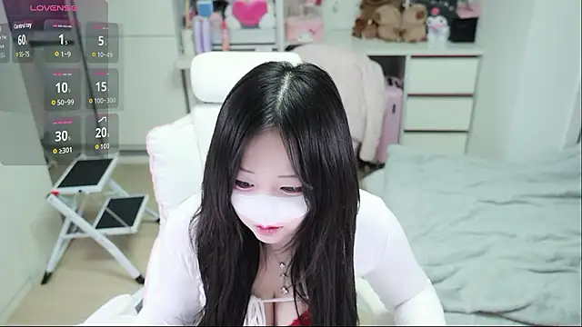 kimhyeona2005 online show from April 2026 12:00:01 PM