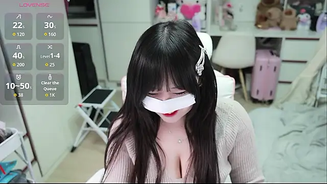 kimhyeona2005 online show from February 2026 03:24:01 PM