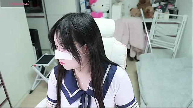 kimhyeona2005 online show from February 2026 11:54:02 AM