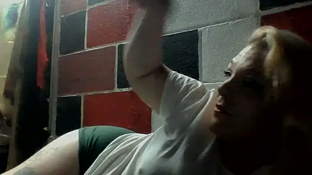 Snapshot of 1anOnlyHoTTLuLu chatting on November 2025 07:57:02 AM 1anOnlyHoTTLuLu online show from November 2025 07:57:02 AM