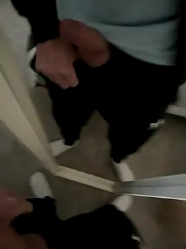 lucpompot online show from November 2025 08:37:01 AM