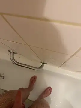 lucpompot online show from January 2026 11:57:01 AM