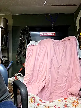 Snapshot of Txweld69 chatting on November 2025 01:15:01 PM Txweld69 online show from November 2025 01:15:01 PM