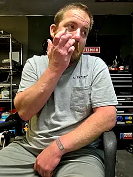 Snapshot of Txweld69 chatting on December 2025 12:59:02 PM Txweld69 online show from December 2025 12:59:02 PM