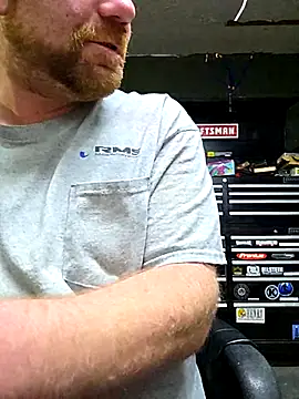 Snapshot of Txweld69 chatting on November 2025 07:58:01 PM Txweld69 online show from November 2025 07:58:01 PM