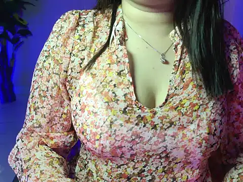 Saira Hotty online show from February 2026 04:13:02 AM