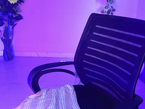 Saira Hotty online show from March 2026 05:02:01 AM