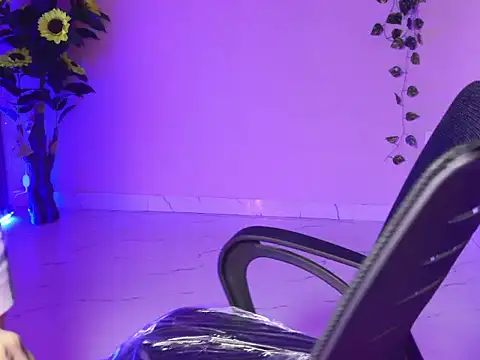 Saira Hotty online show from February 2026 06:26:01 AM