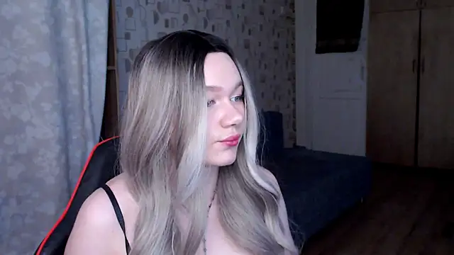 Cirilla Blade online show from March 2026 11:04:02 AM