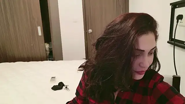 KingKylieK online show from November 2025 04:00:01 PM