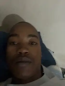 Snapshot of Boytoy_BigD chatting on November 2025 02:59:01 AM Boytoy BigD online show from November 2025 02:59:01 AM