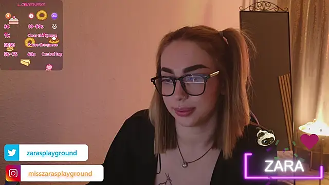 Snapshot of ZarasPlayground chatting on April 2026 07:29:01 PM ZarasPlayground online show from April 2026 07:29:01 PM