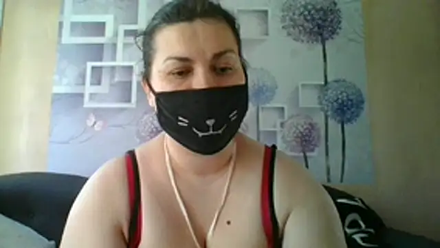 Snapshot of honey_sweet_couple chatting on November 2025 12:42:02 PM honey sweet couple online show from November 2025 12:42:02 PM