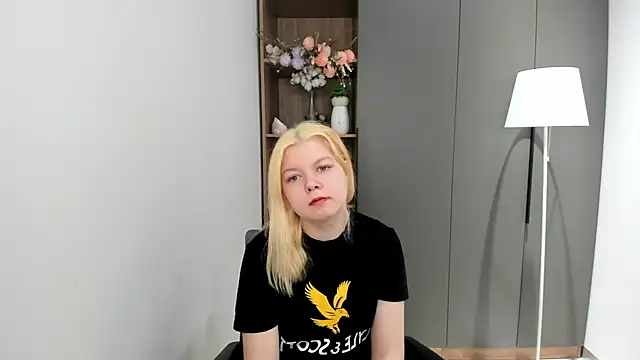 YenAlberda online show from November 2025 05:01:01 AM