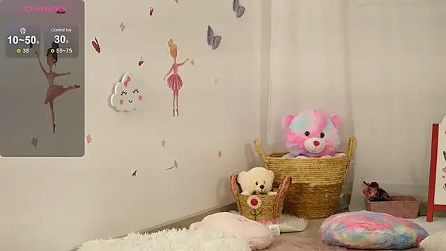 SkyEyesLuna online show from April 2026 03:19:02 AM