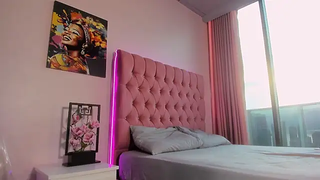 VanillaFlo online show from February 2026 06:01:02 AM