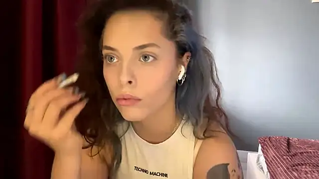 Snapshot of ShannanAdkersons chatting on November 2025 09:45:02 AM ShannanAdkersons online show from November 2025 09:45:02 AM