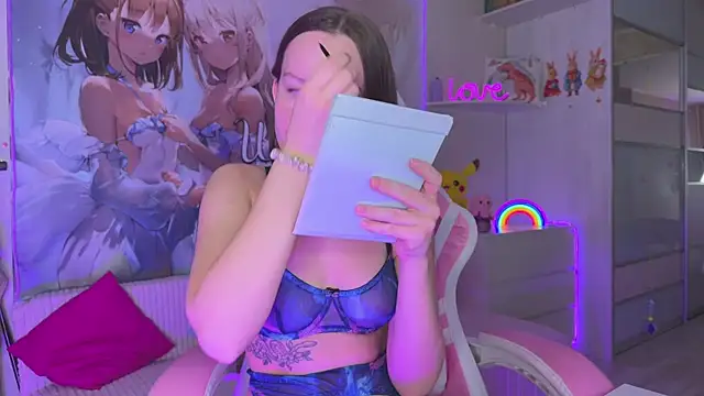 CheekySashaCharm online show from June 2026 05:40:01 AM