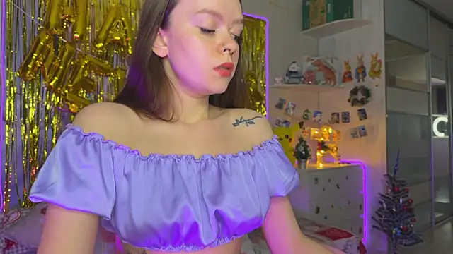 CheekySashaCharm online show from January 2026 01:03:01 PM