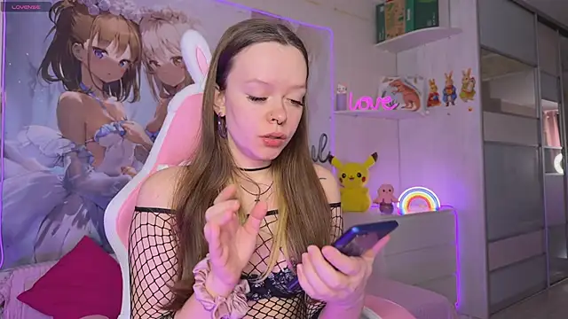 CheekySashaCharm online show from February 2026 07:37:02 AM