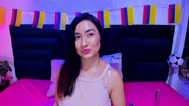 Snapshot of VictoriaRouge_ chatting on July 2026 08:59:01 PM VictoriaRouge online show from July 2026 08:59:01 PM