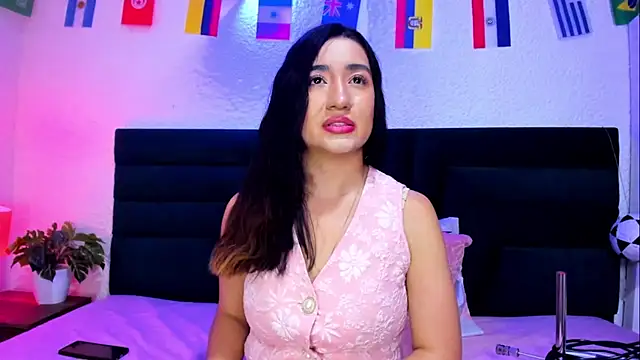 Snapshot of VictoriaRouge_ chatting on July 2026 08:39:02 PM VictoriaRouge online show from July 2026 08:39:02 PM