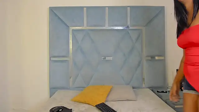 Kymasm online show from March 2026 12:42:02 PM