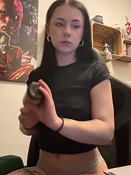 mysami420 online show from March 2026 07:25:01 PM