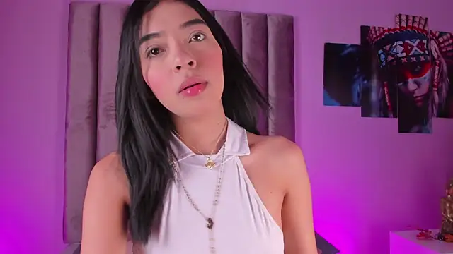 Snapshot of GabrielaSuarez_ chatting on May 2026 08:27:02 PM GabrielaSuarez online show from May 2026 08:27:02 PM