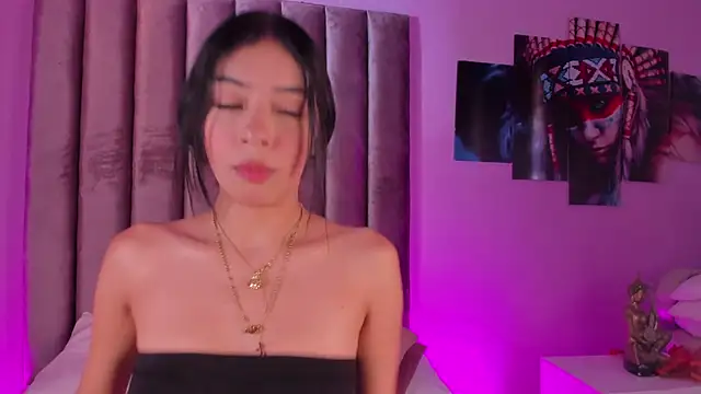 Snapshot of GabrielaSuarez_ chatting on June 2026 07:47:01 PM GabrielaSuarez online show from June 2026 07:47:01 PM