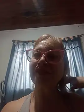 Snapshot of SexyMilf1211 chatting on June 2026 03:54:01 PM SexyMilf1211 online show from June 2026 03:54:01 PM