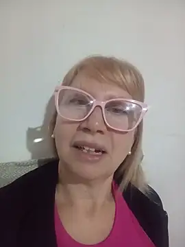 Snapshot of SexyMilf1211 chatting on May 2026 12:35:01 PM SexyMilf1211 online show from May 2026 12:35:01 PM
